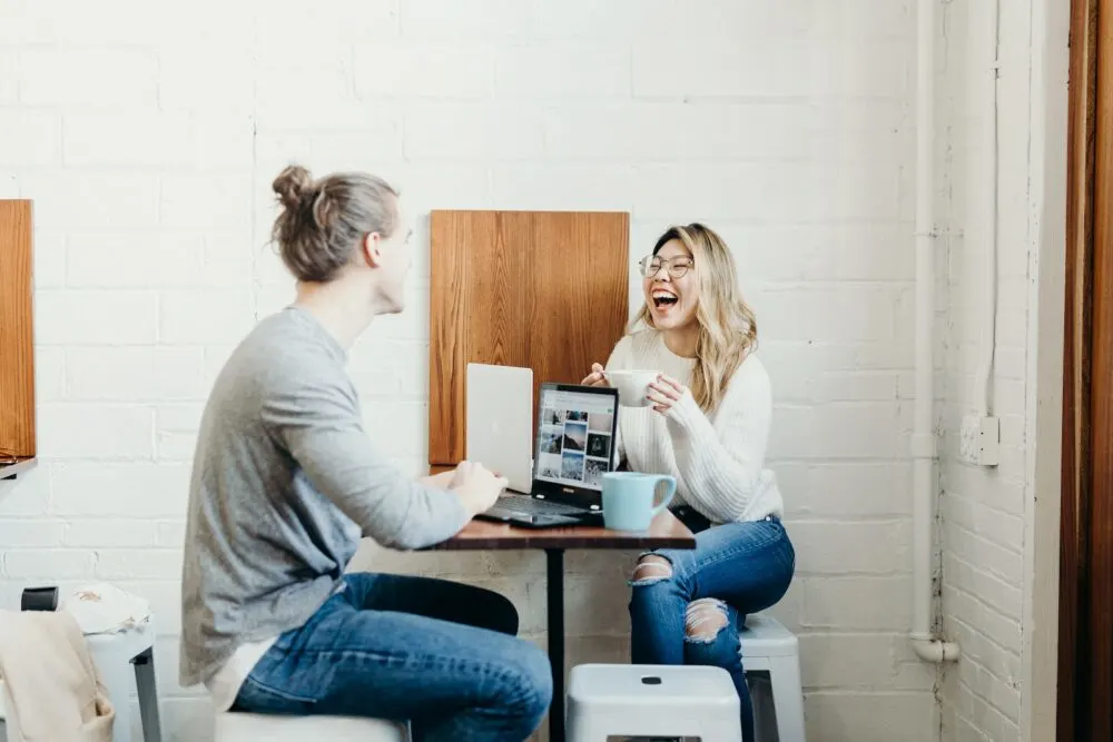 how to start a conversation with a guy - find common ground