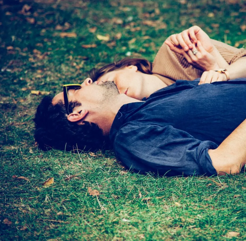 why does he keep me around if he doesn't want a relationship - he doesn't know what he wants