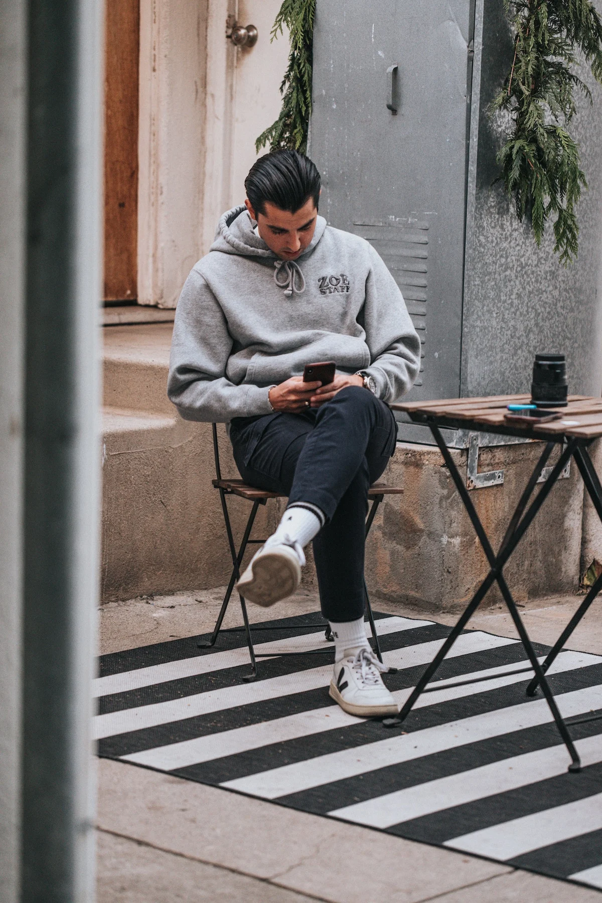 signs your boyfriend is losing interest through text